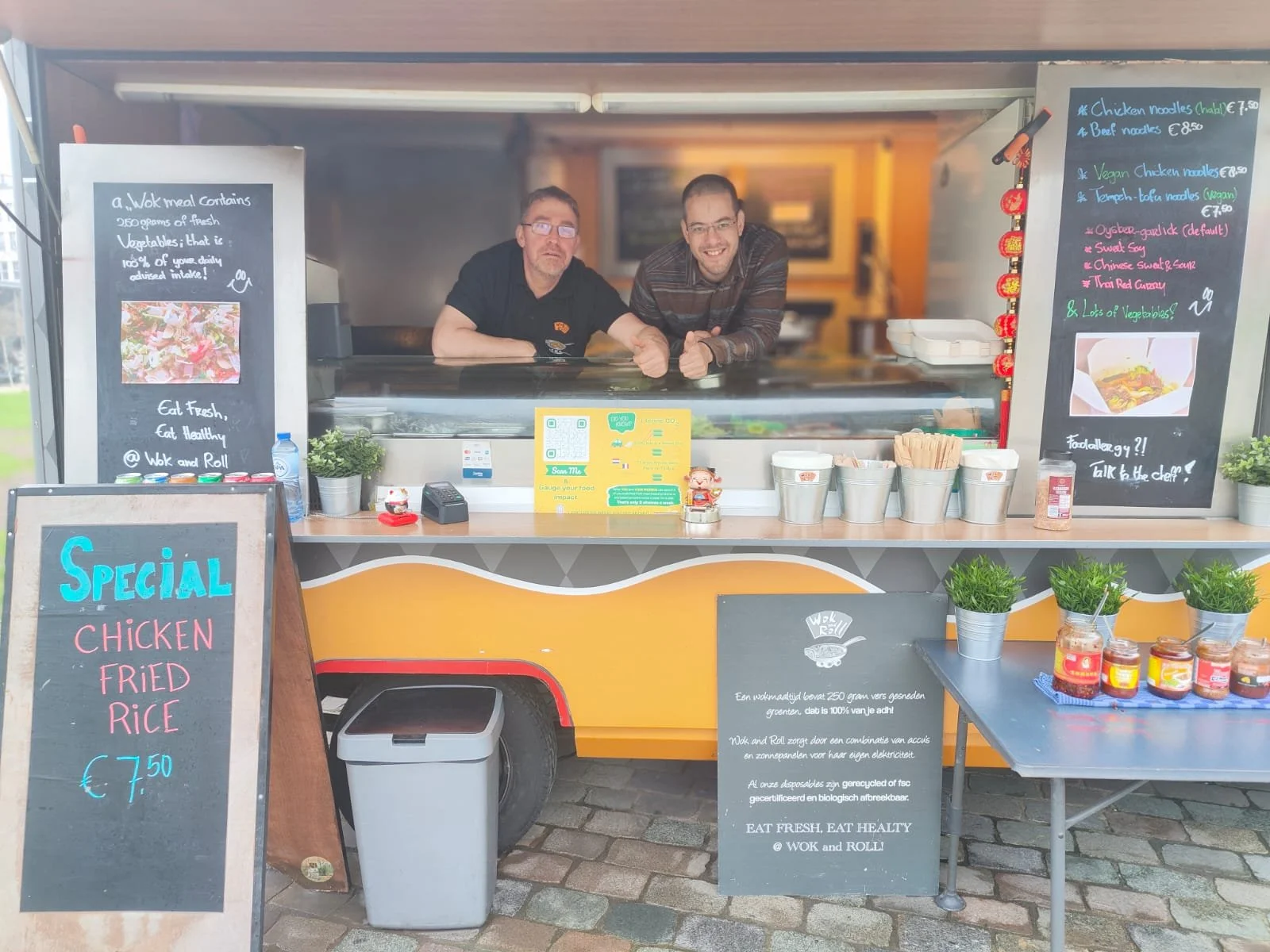 Wok and Roll food truck Delft